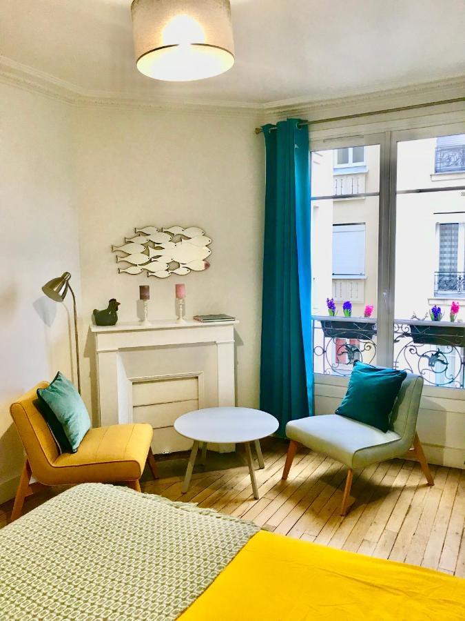 Sweet Room 15 Париж Стая снимка